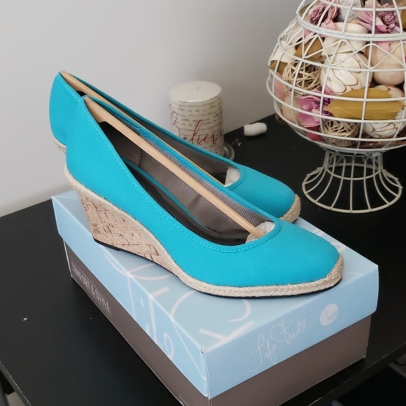 Life Stride Shoes - Life Stride Blue Canvas Shoes